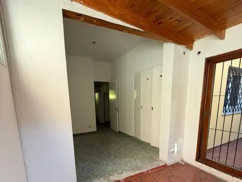 Depto Tipo Casa 5 ambientes con 2 baños