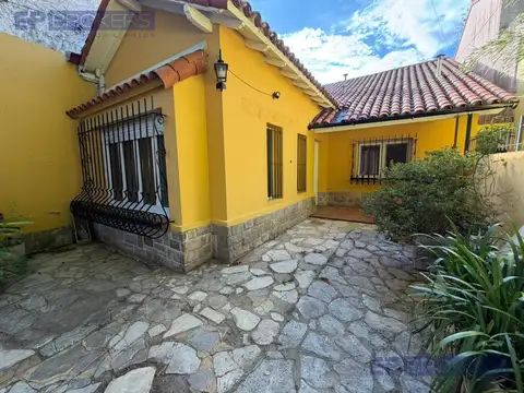 Depto Tipo Casa en Venta de 5 ambientes