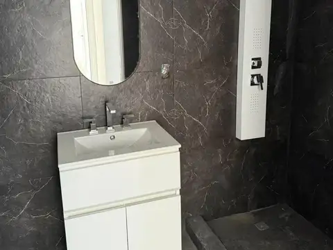 Casa 5 ambientes con 1 baño