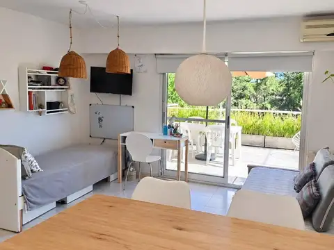 Venta Departamento Monoambiente 2 terrazas vista laguna