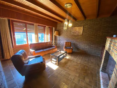 Casa en Venta en Villa Gesell, USD 210.000