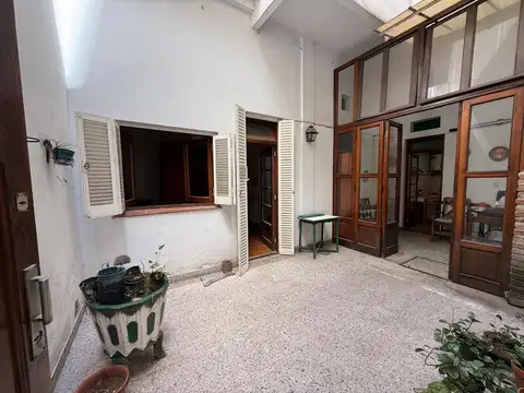 Depto.tipo casa de 4 ambientes en Venta en Almagro