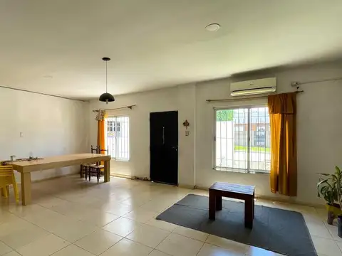 Casa en Venta en Colonia Avellaneda, USD 55.000