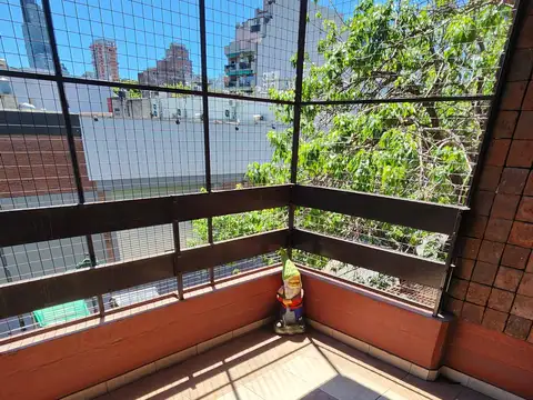 Departamento 4 ambientes con 2 baños