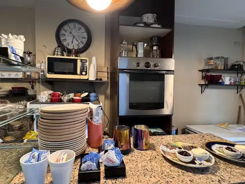 VENTA FONDO DE COMERCIO - CAFETERIA
