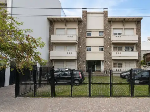 Alquiler Departamento 2 ambientes Castelar Piscina