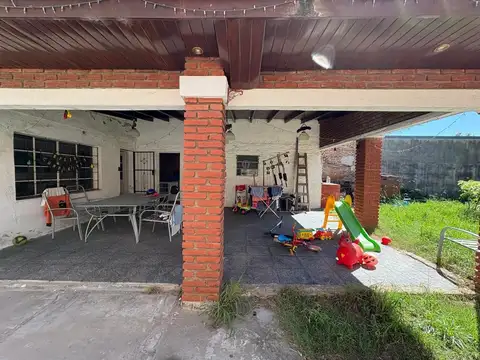 CASA EN VENTA ZARATE