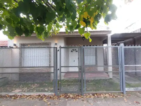 Florentino Ameghino al 2400