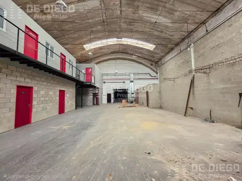 Depósito 2430 m2 en Parque Multi Empresarial, ubicación inmejorable en Olivos