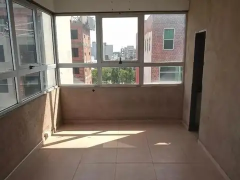 Oficina en Venta en Ciudad Jardin del Palomar, USD 250.000
