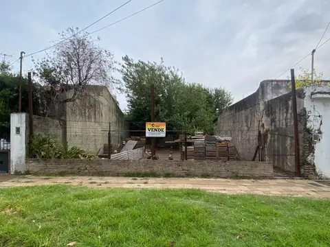 Lote en venta - 257 m2 en Villa Ballester  