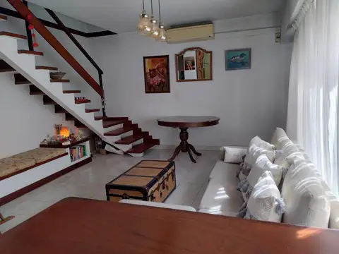 Depto Tipo Casa en Venta de 2 dormitorios