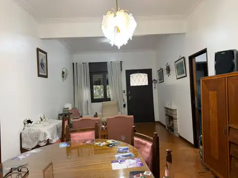 Casa en Venta en Carapachay, USD 210.000
