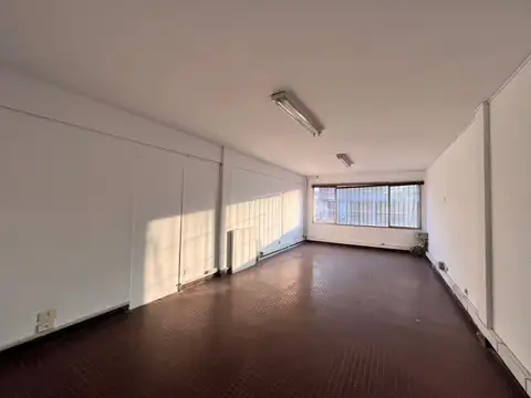 OFICINA EN ALQUILER EN EL CENTRO DE MORON