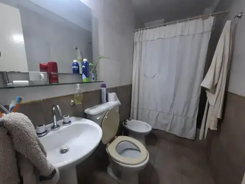 Departamento 4 ambientes con 3 baños