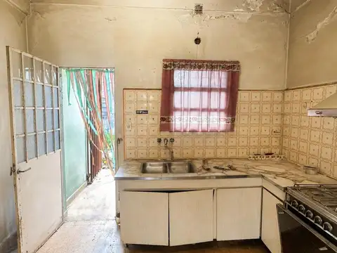 Casa 3 ambientes con 1 baño