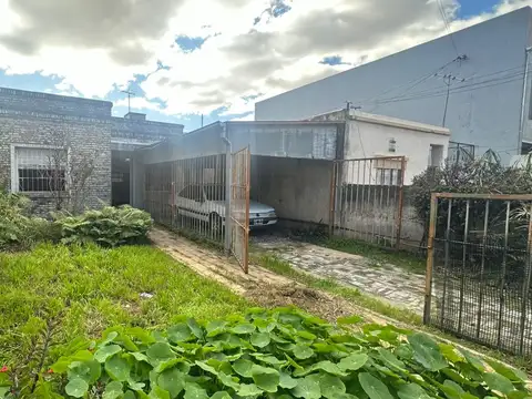 VENTA CASA 3 AMB CIUDADELA A RECICLAR