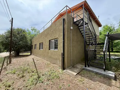 Casa 2 ambientes con 3 baños