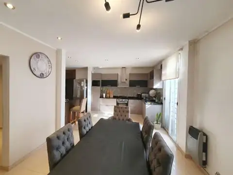 Casa en Venta en Quilmes Oeste, USD 150.000