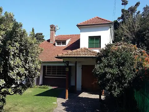 Chalet 5 Ambientes S/ Lote 1.000 Mts²