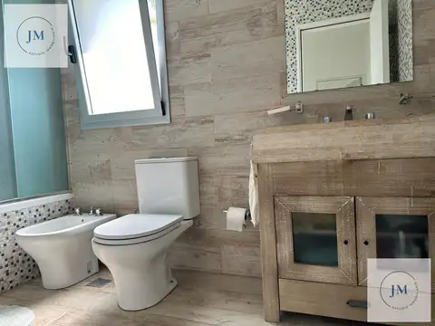 VENTA DE CASA EN BARRIO PRIVADO TERRALAGOS