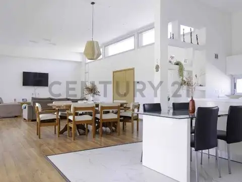 CASA EN ALQUILER EN AREA 60 La Victoria Polo Country Club