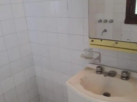 DEPARTAMENTO 2 AMBIENTES PA CON FONDO