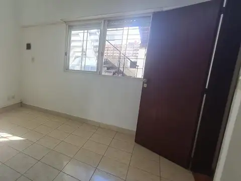 Depto Tipo Casa en Venta 40 años