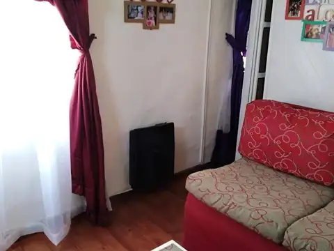 Falkner e/ La Rioja y San Juan