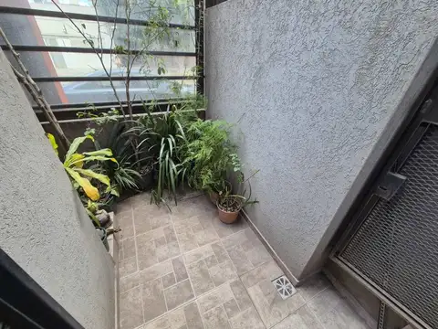 Depto Tipo Casa en Venta con 1 cocheras