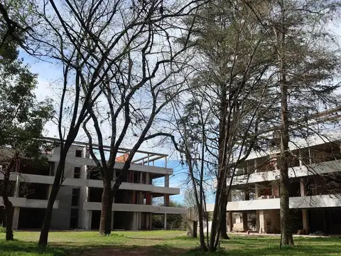 BOSQUE PILAR - Sargento Cabral 500