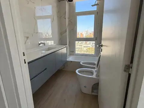 Departamento 5 ambientes con 6 baños
