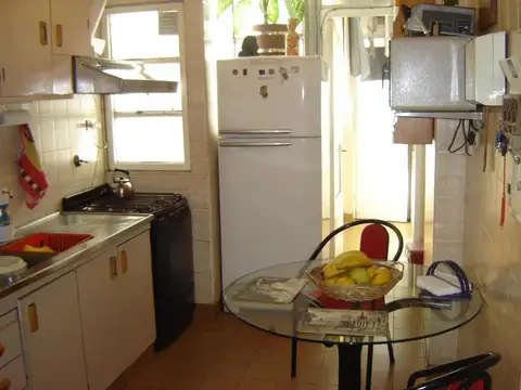 Departamento 4 ambientes con 2 baños