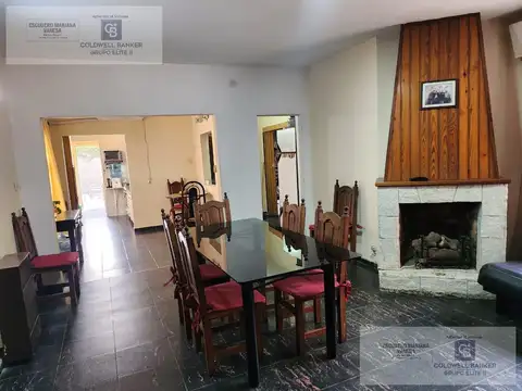 Casa 7 ambientes con 5 baños
