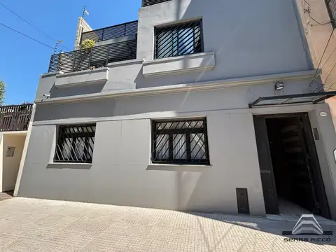 Depto Tipo Casa en Venta 40 años