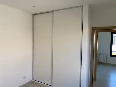 Moderna casa a estrenar en Pilar del Este