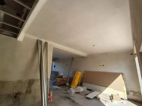 Depto Tipo Casa en Venta con 2 cocheras