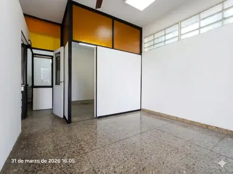 Local en Venta 30 años