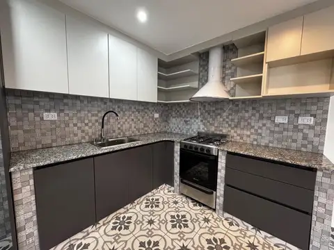 Depto Tipo Casa 3 ambientes con 2 baños