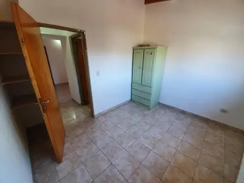 Departamento en Alquiler en Remedios de Escalada, $ 350.000