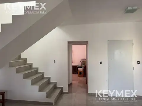 Casa 6 ambientes con 3 baños