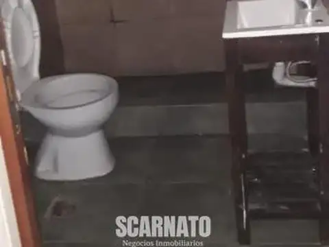 Depto Tipo Casa en Alquiler en Pompeya, $ 800.000