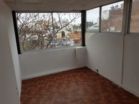 Depto Tipo Casa en Alquiler 60 años