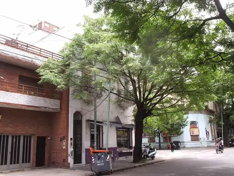Depto Tipo Casa en Alquiler de 3 ambientes