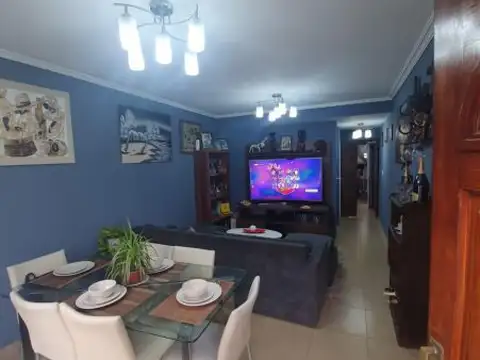 Departamento 3 ambientes con 2 baños