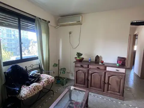 Departamento 4 ambientes con 1 baño
