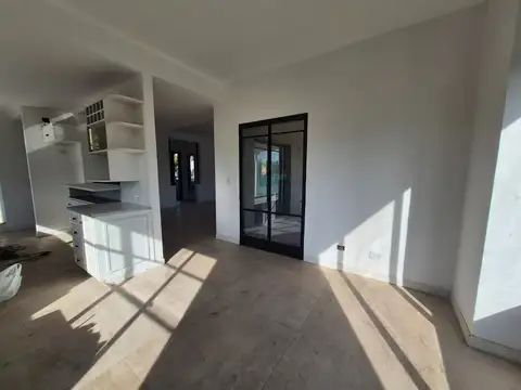 CASA | LOTE 458 | 157 m2 | 2 DORM + ESCRITORIO |