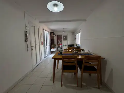Depto Tipo Casa en Venta de 3 ambientes