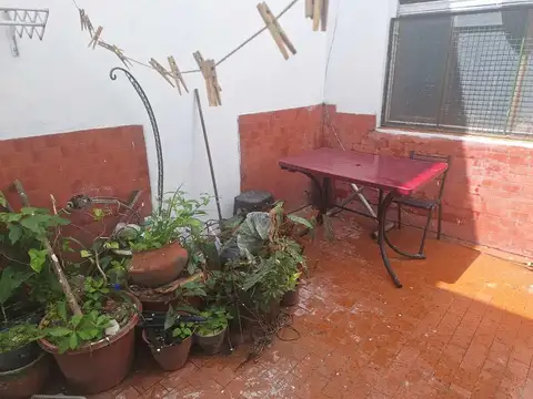 PH 3 amb en venta en Parque Patricios con Patio