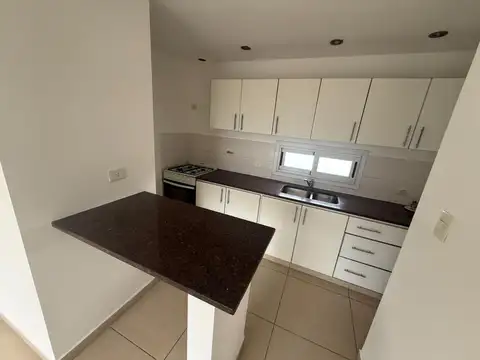 Departamento 3 ambientes con 2 baños